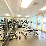 Stylish Brickell 2Bd2Br Pool Gym
