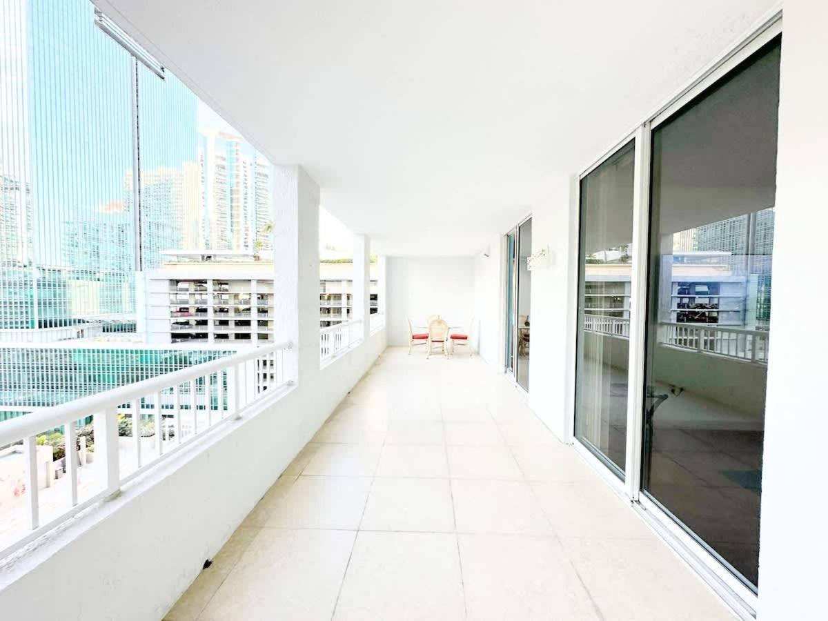 Stylish Brickell 2bd2br Pool Gym Appartement Miami