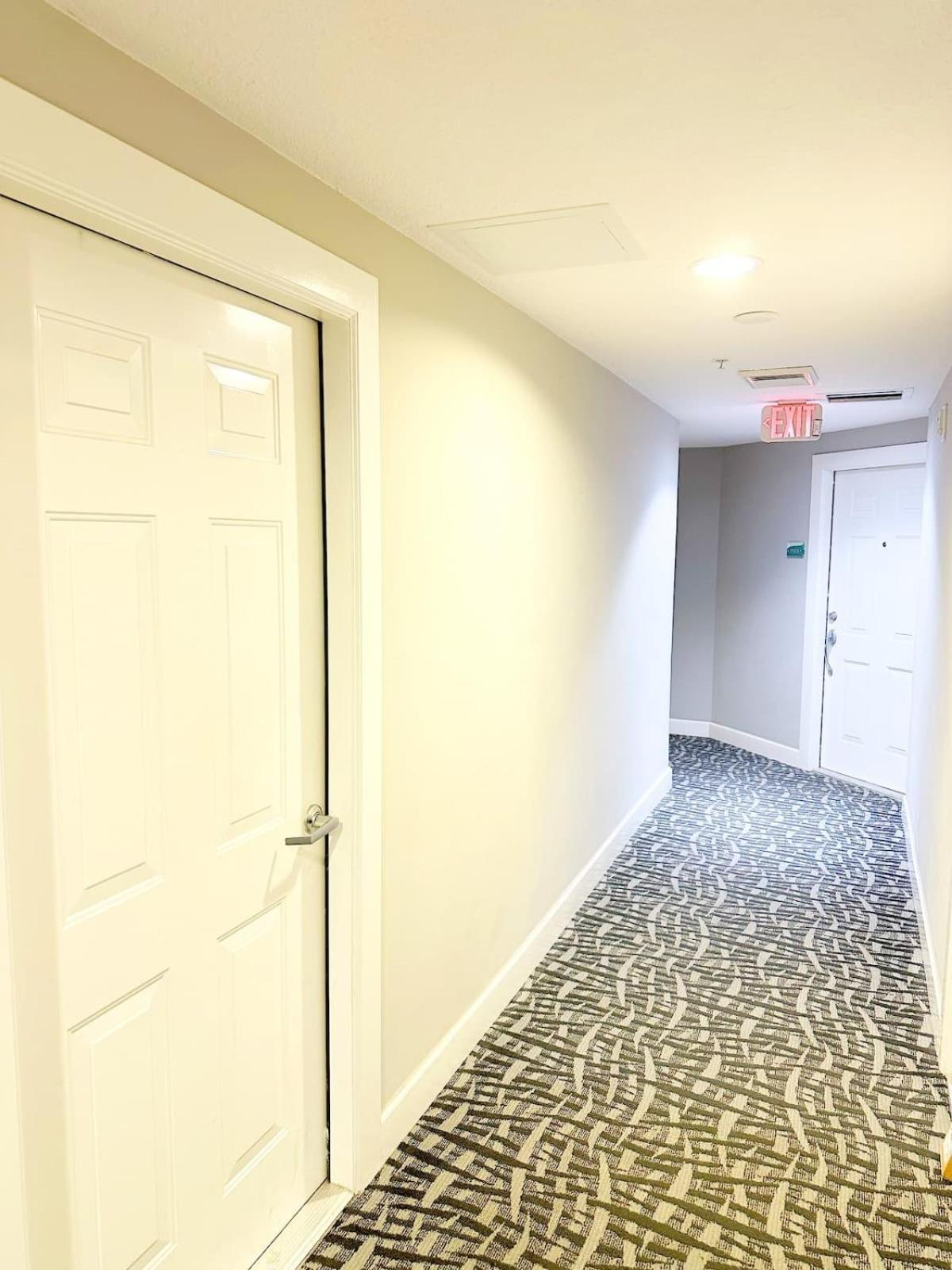 Stylish Brickell 2bd2br Pool Gym * Miami